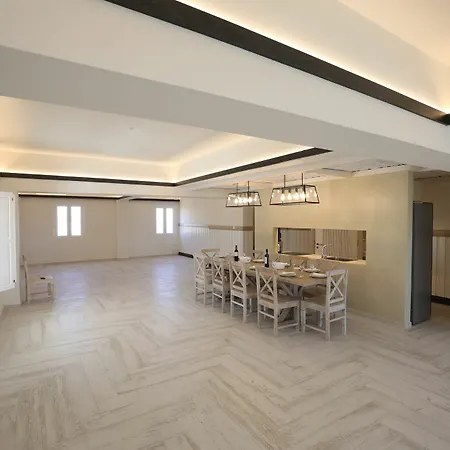 Eos Villa *